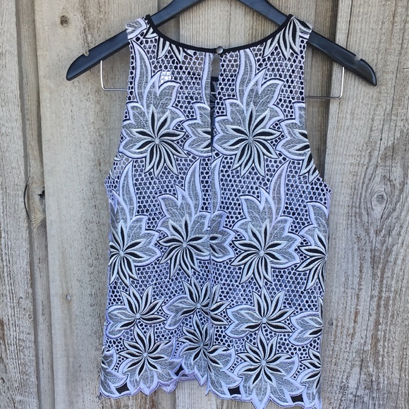 INTERMIX Top - Picture 5 of 7